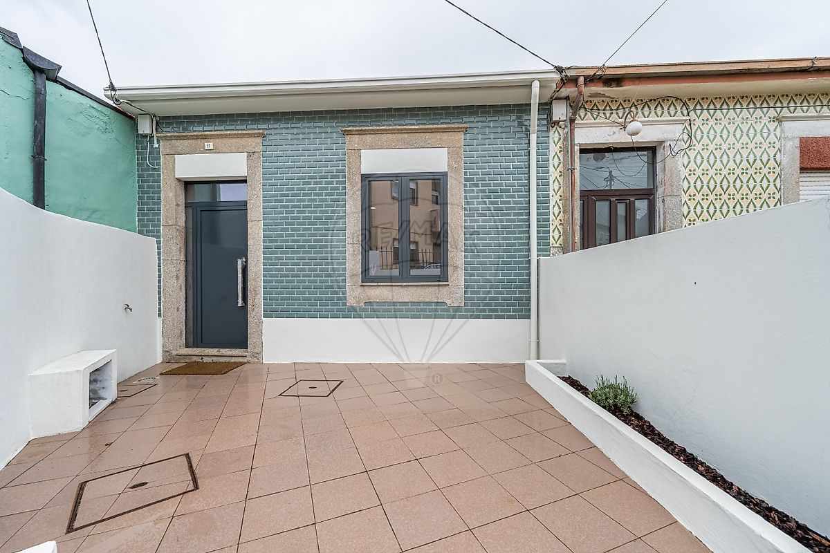 Moradia T2 à venda em Vila Nova de Gaia