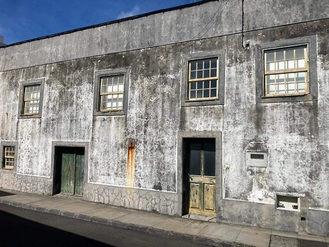 Moradia T5 para venda