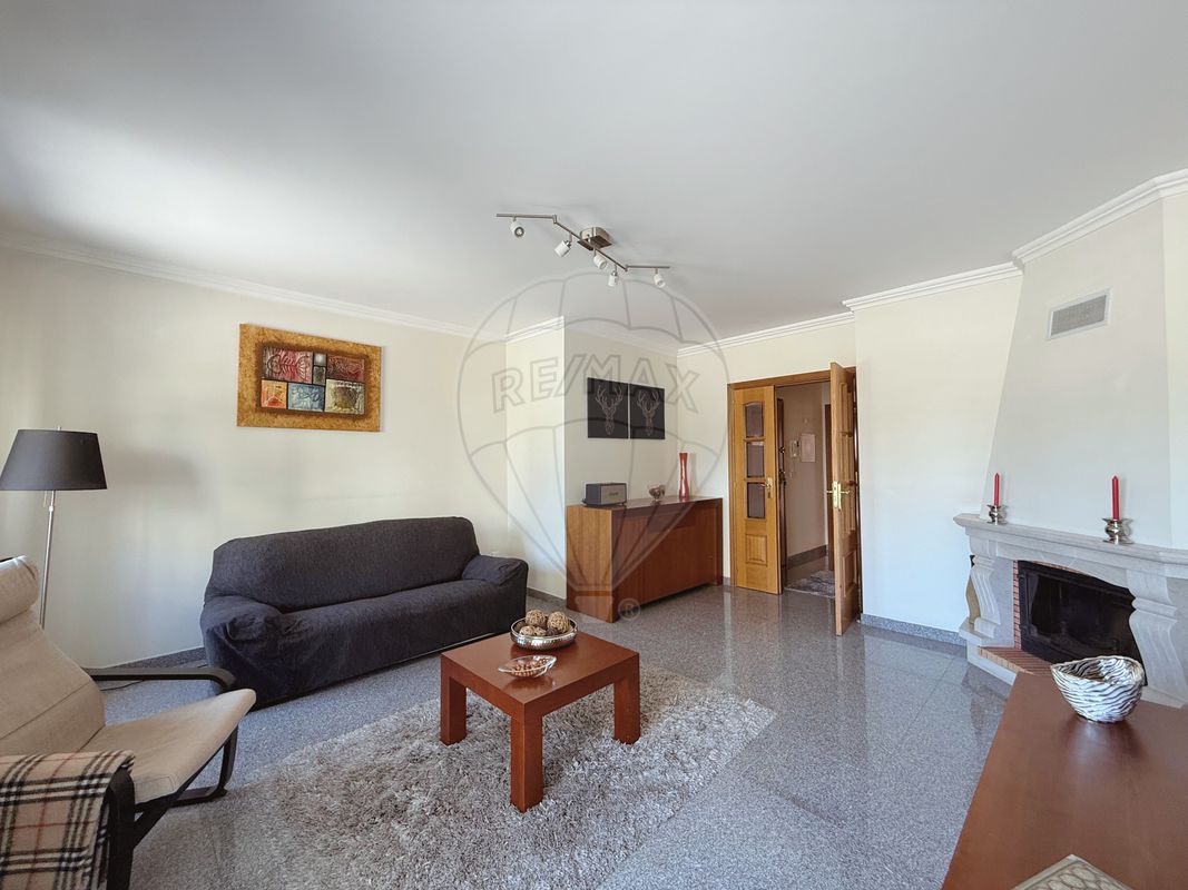 listing 125401065-5 picture-0