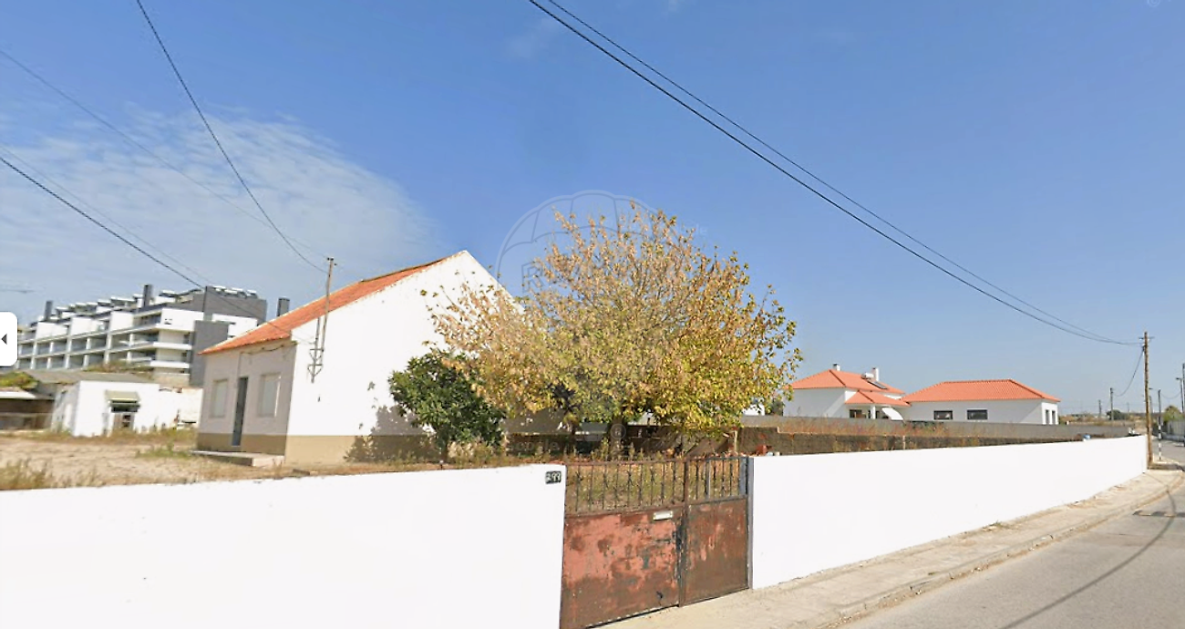 Moradia T2 à venda em Montijo