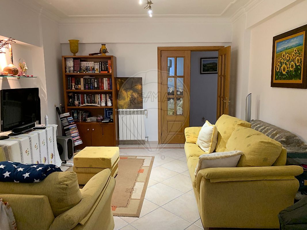 Apartamento T3 à venda em Setúbal