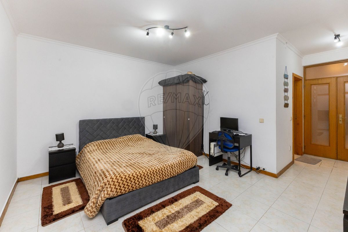 listing 125411067-76 picture-0