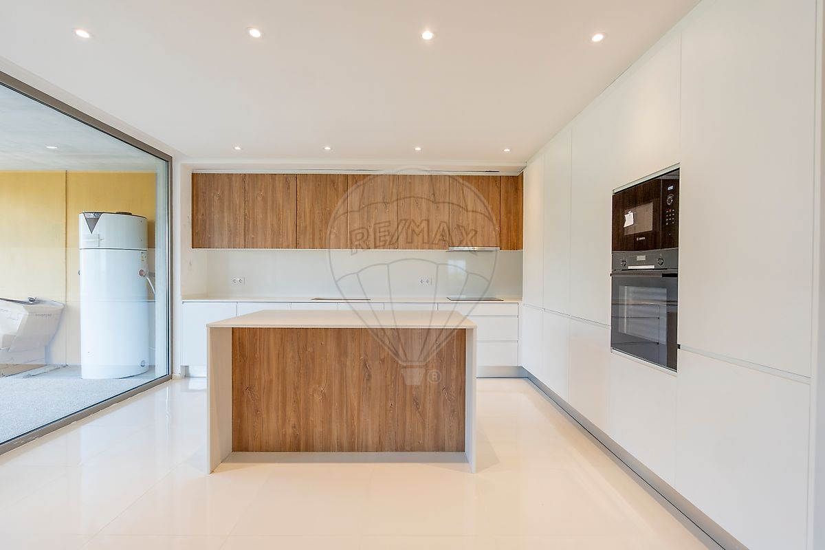listing 125411012-255 picture-0