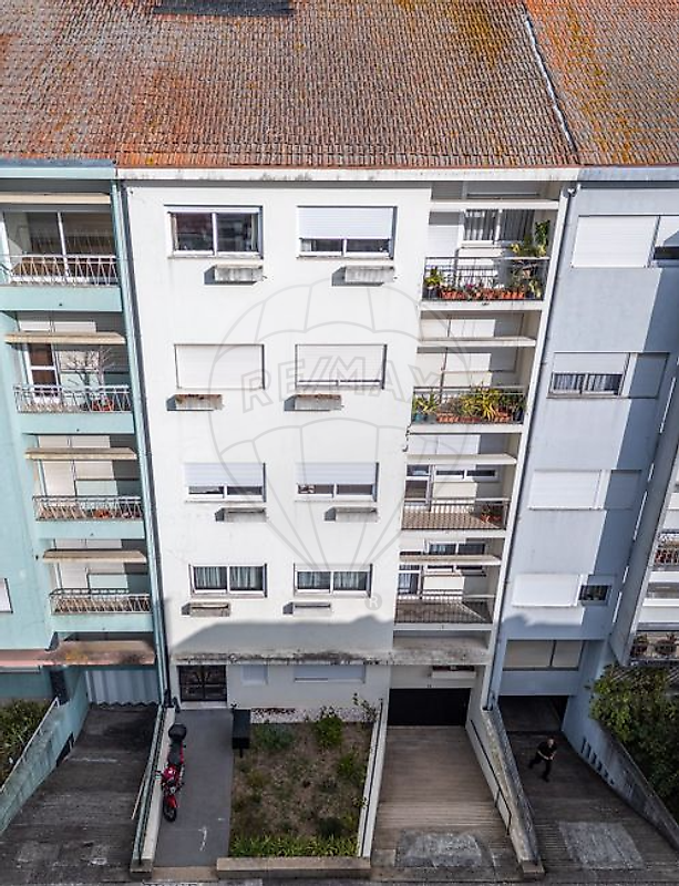 Apartamento T3 à venda em Porto