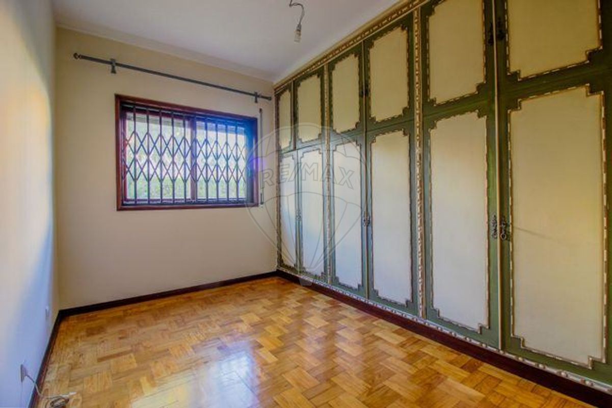 Apartamento T4 para venda