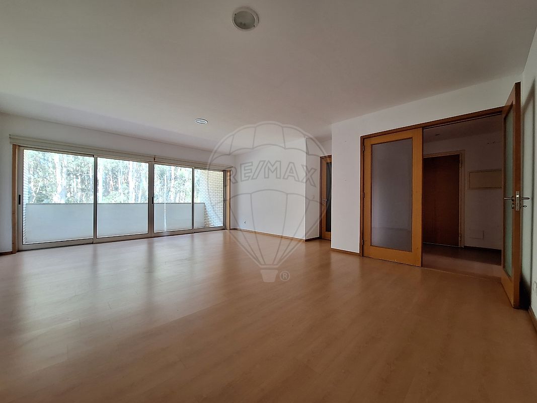 Apartamento T3 à venda em Maia