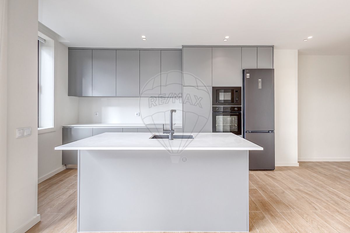 Apartamento T3 à venda em Paços de Ferreira