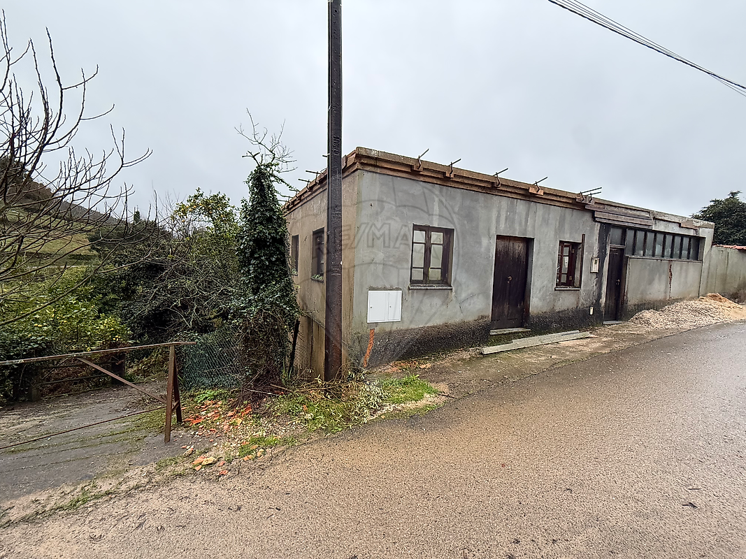 Moradia - Belazaima do Chão, Castanheira do Vouga e Agadão, Águeda, Aveiro