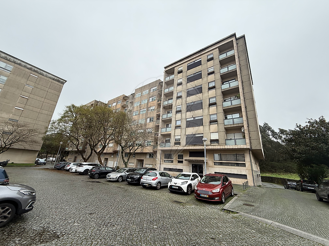 Apartamento T3 à venda em Maia