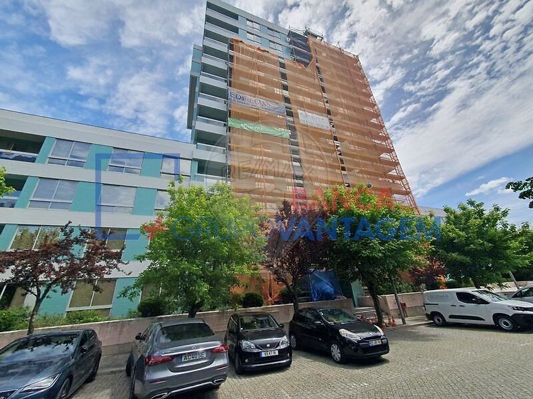 Apartamento T2 à venda em Maia