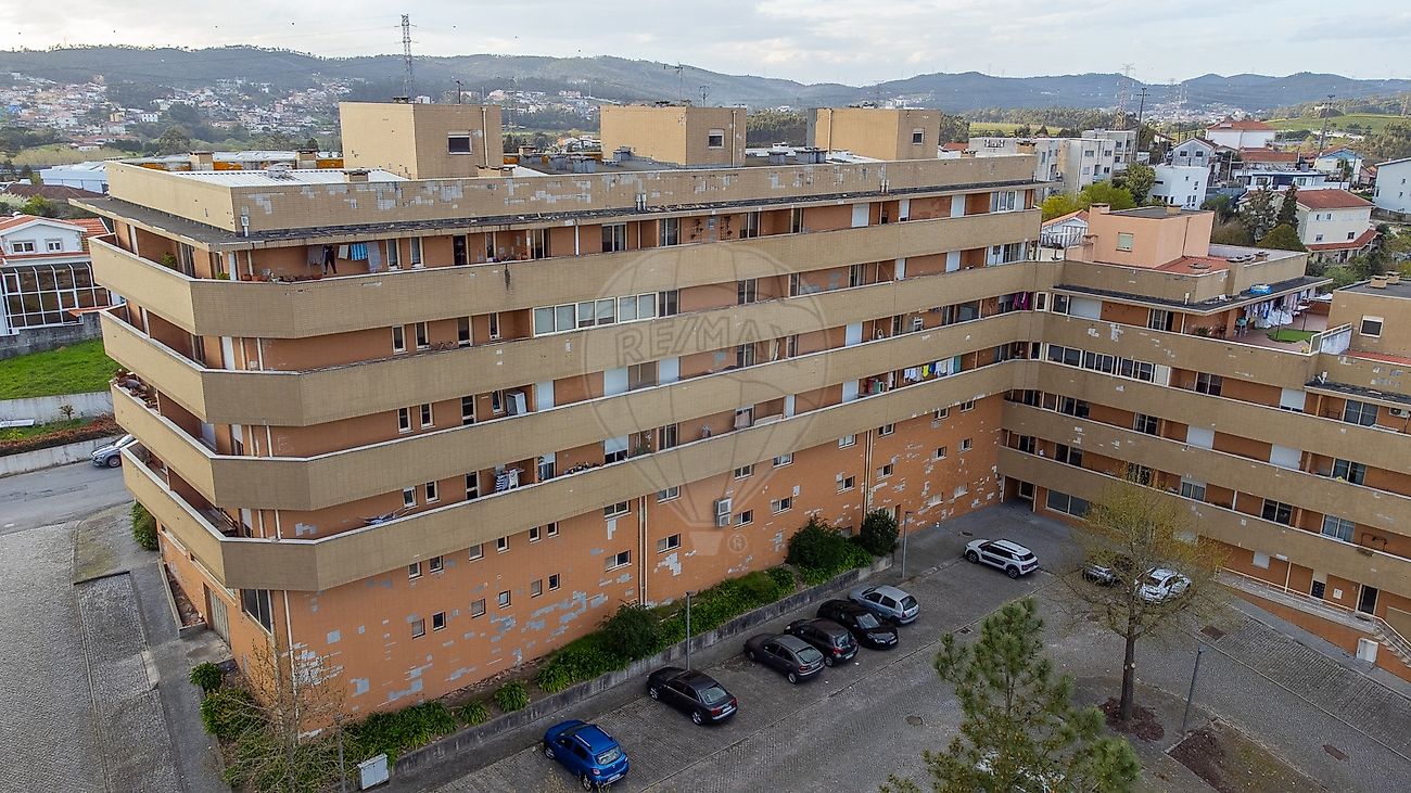 Apartamento T3 à venda em Paredes