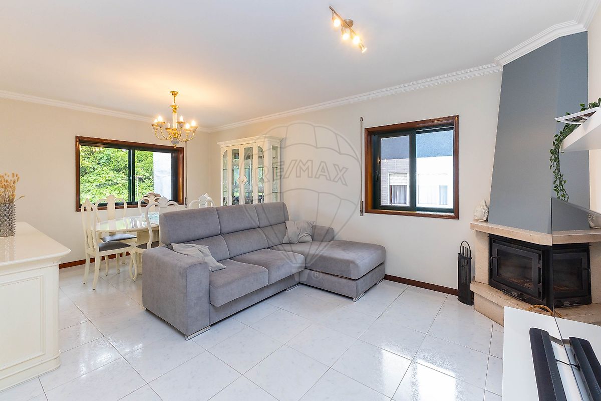 Apartamento T3 à venda em Maia