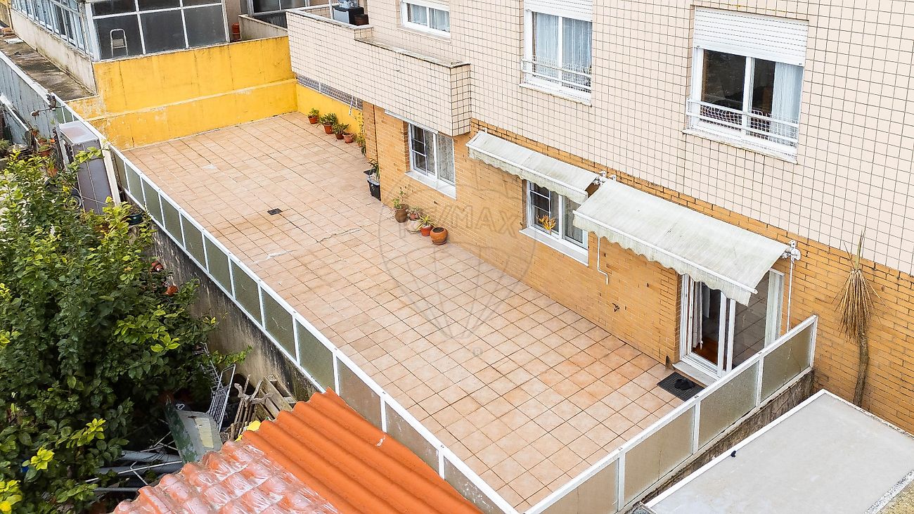 Apartamento T2 à venda em Gondomar