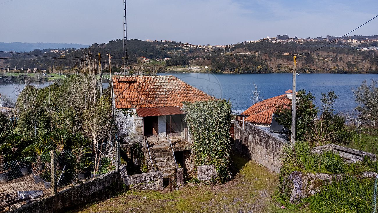 Moradia - Alpendorada, Várzea e Torrão, Marco de Canaveses, Porto