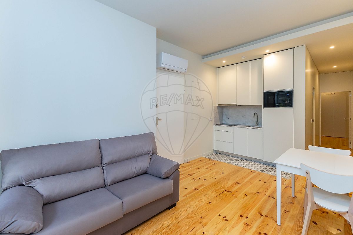 Apartamento T1 à venda em Porto