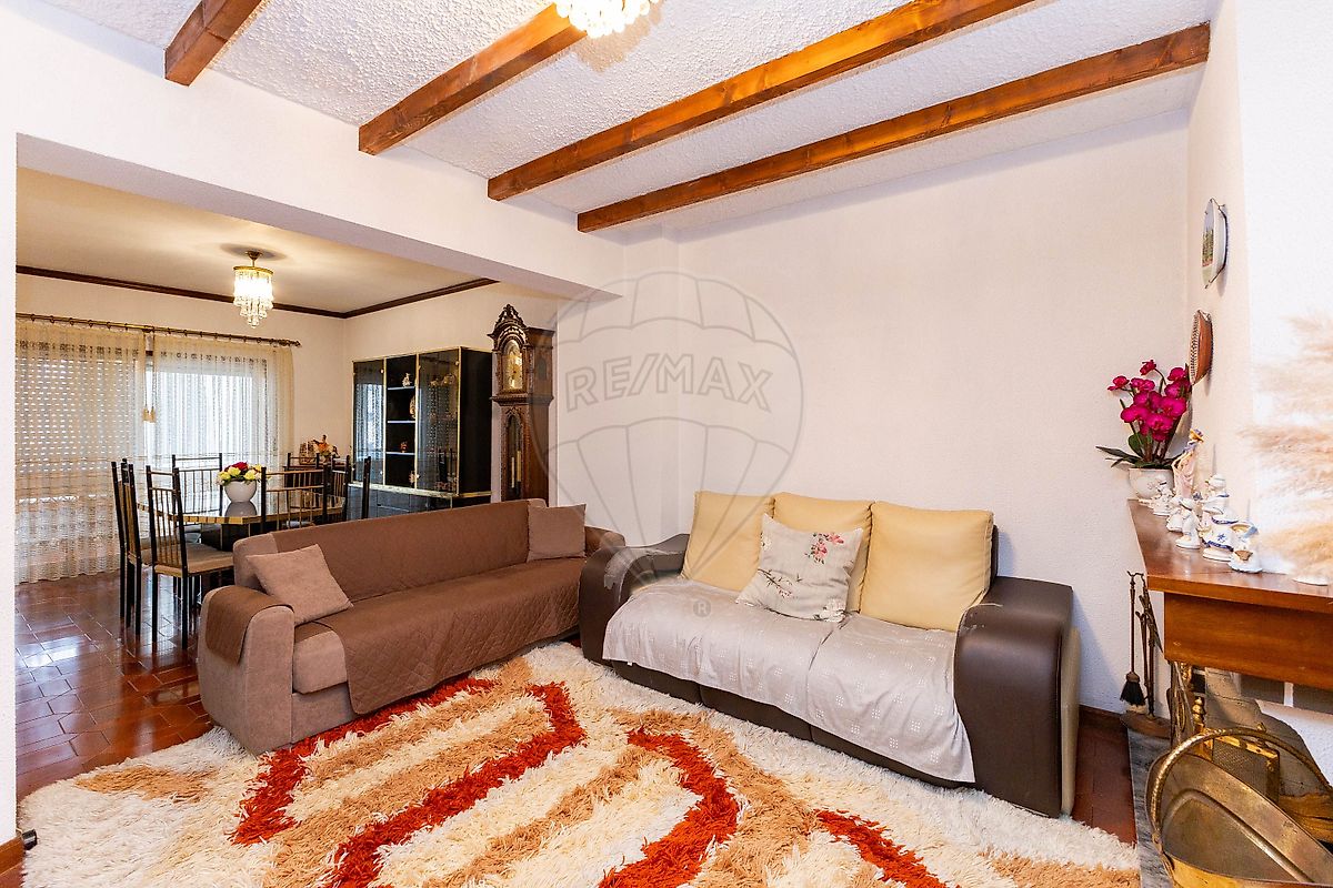 Apartamento T2 à venda em Maia
