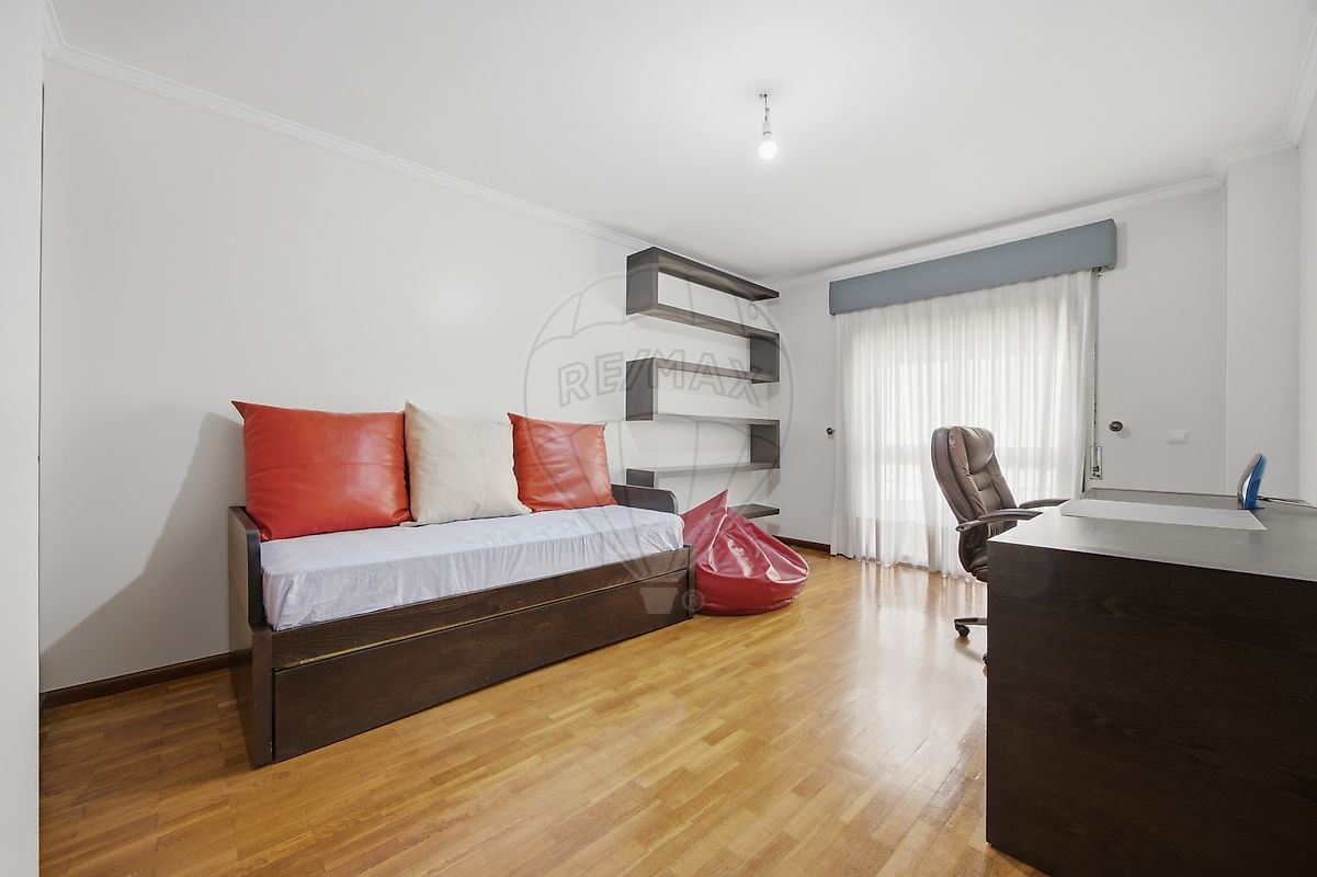 Apartamento T3 à venda em Cidade da Maia, Maia — foto 15