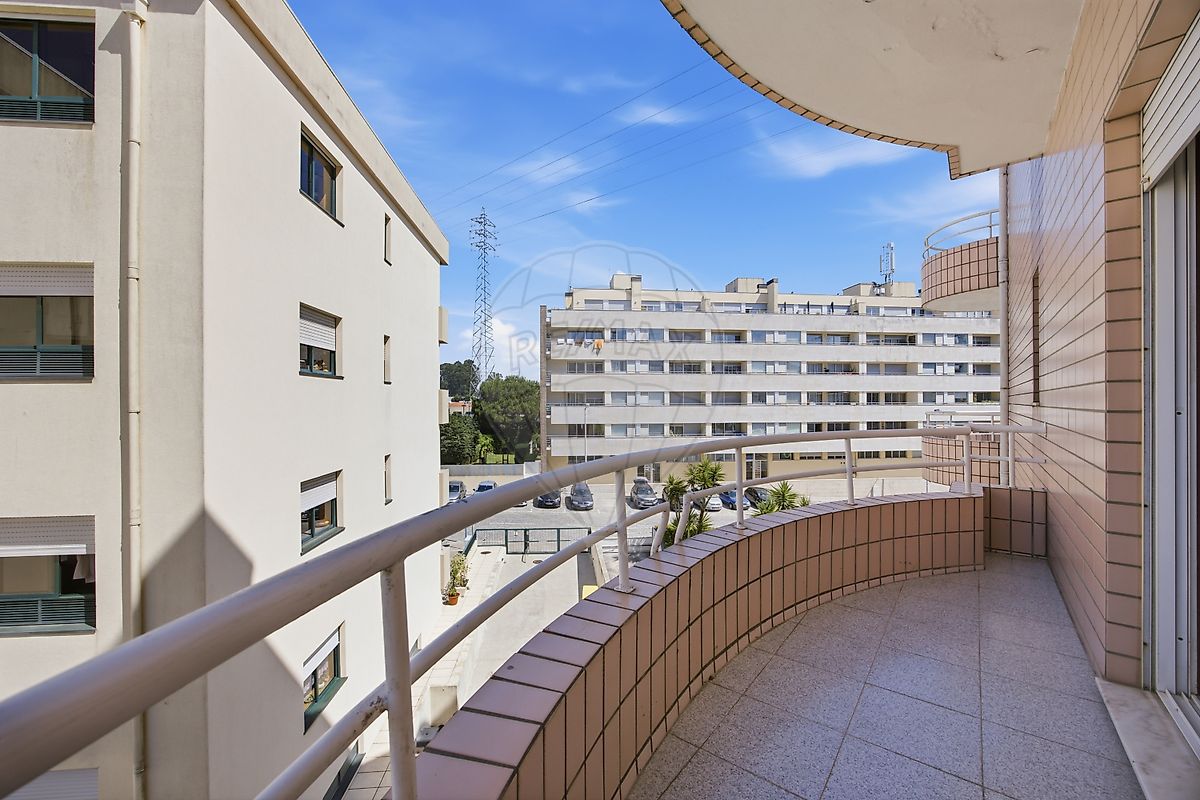 Apartamento T3 à venda em Cidade da Maia, Maia — foto 16
