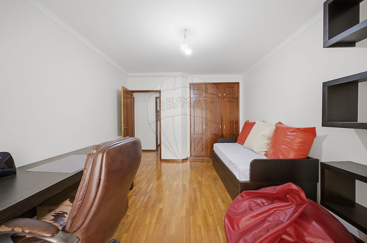 Apartamento T3 à venda em Cidade da Maia, Maia — foto 17