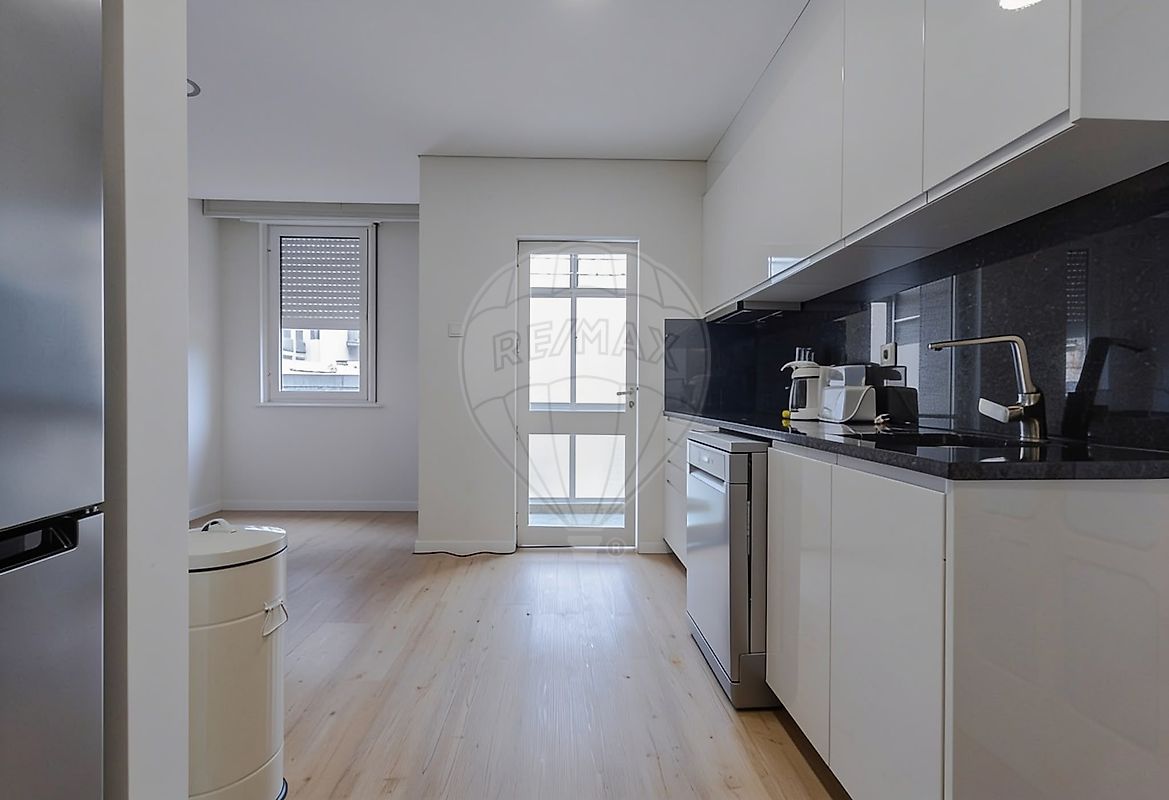 Apartamento T3 à venda em Porto