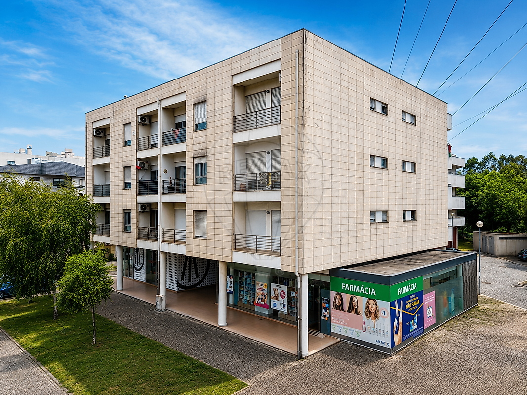 Apartamento - Nogueira e Silva Escura, Maia, Porto