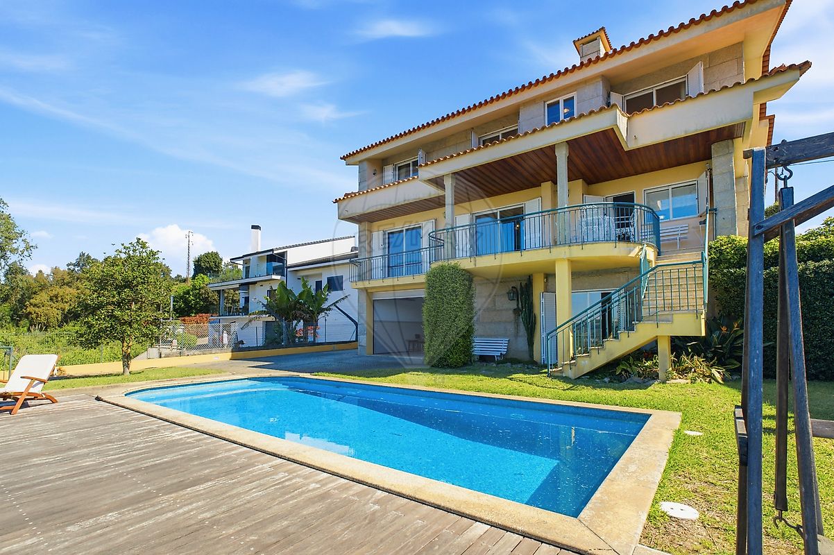 Apartamento T4 à venda em Gondomar