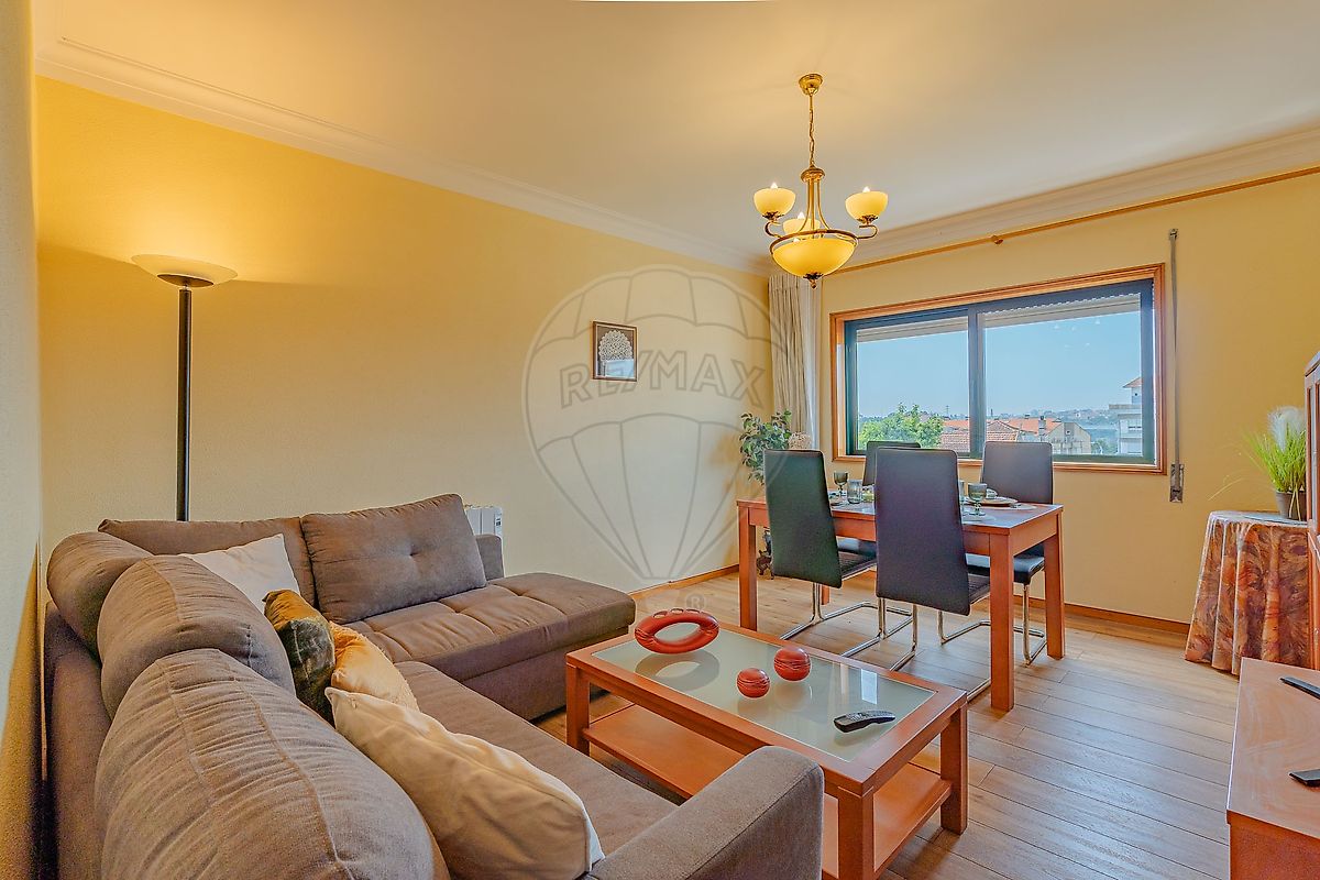 Apartamento T2 à venda em Vila Nova de Gaia