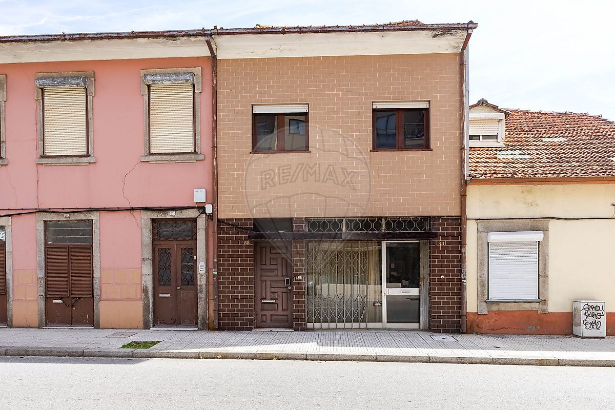Apartamento T8 à venda em Matosinhos