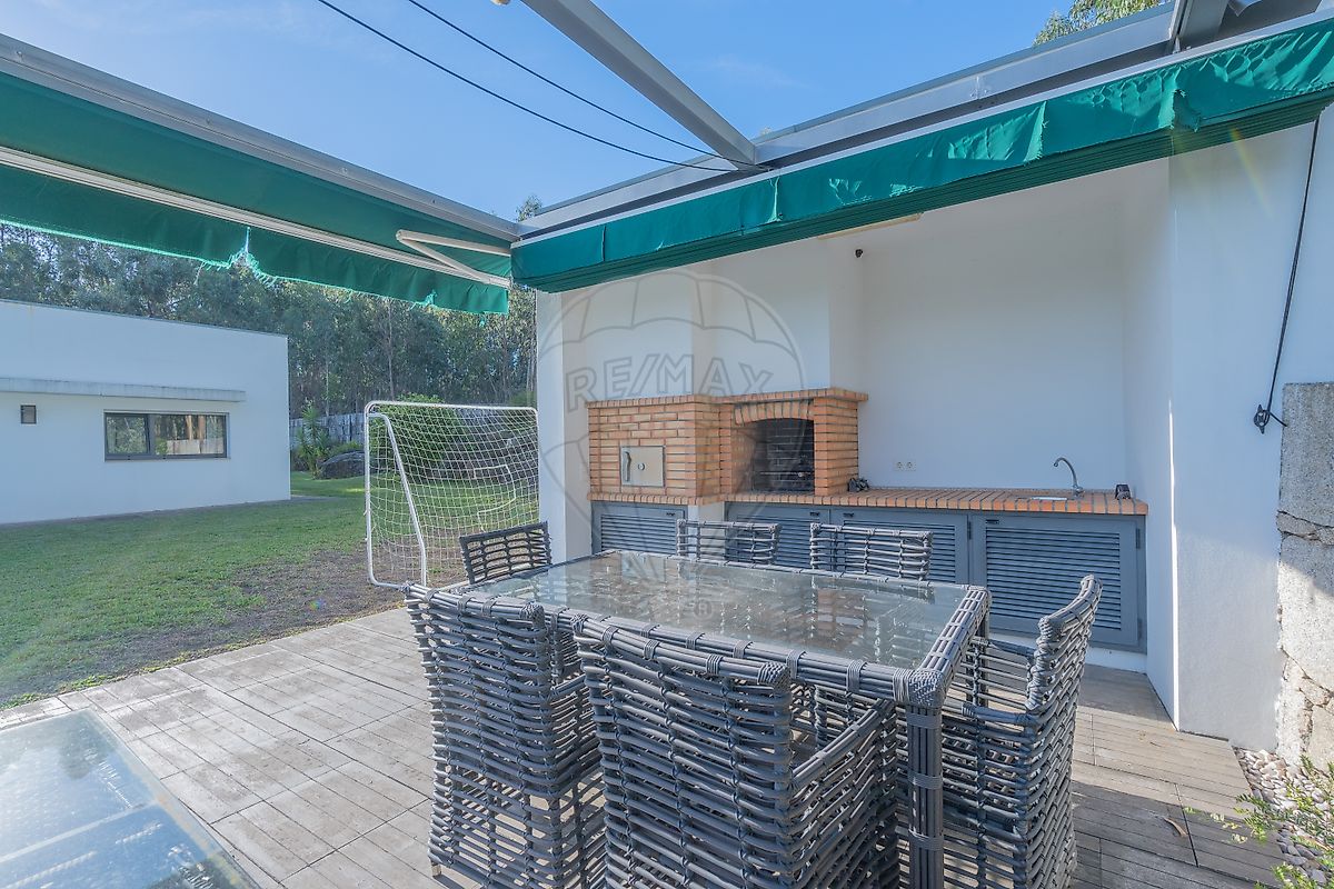 Moradia T5 à venda em Eiriz, Paços de Ferreira — foto 9