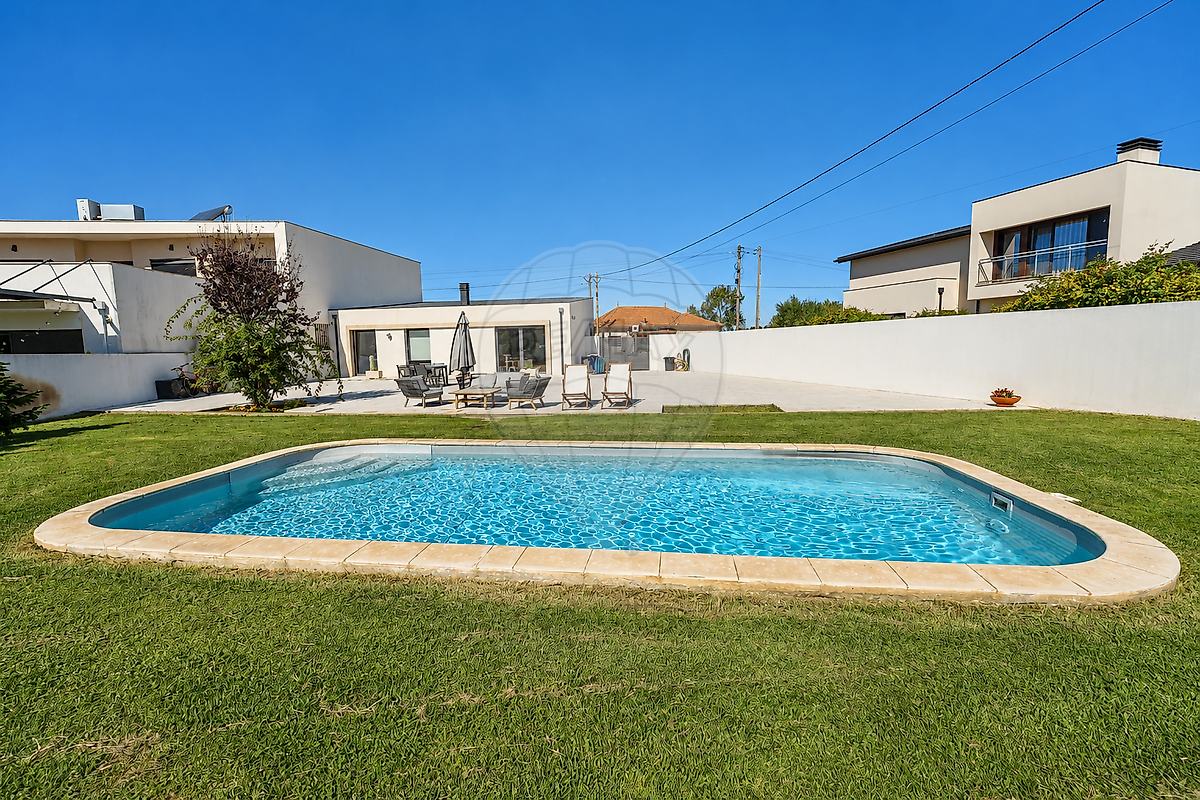 Moradia T2 em Mira, €330.000