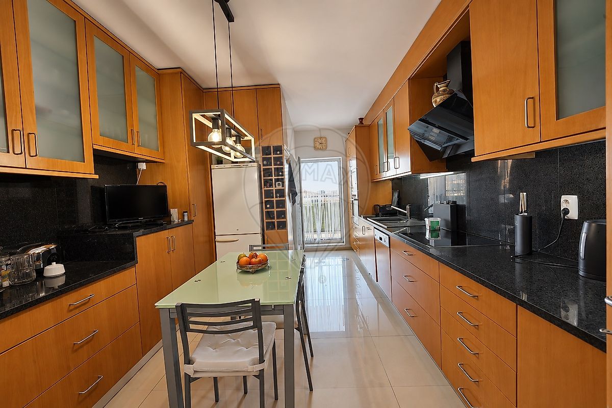 Apartamento T3 à venda em Cidade da Maia, Maia — foto 11