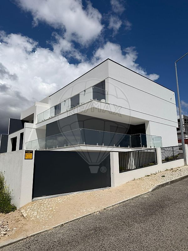 Moradia T4 à venda em Cascais