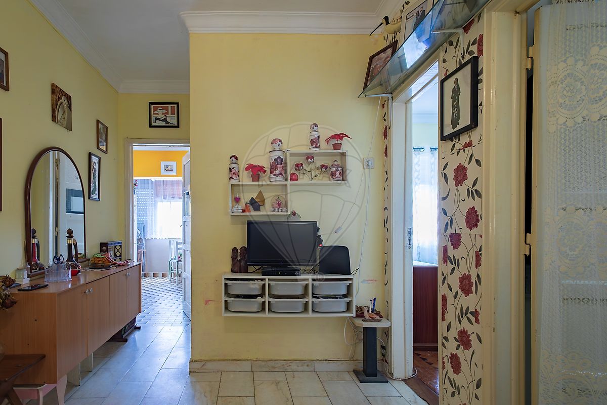 Apartamento T2 à venda em Amadora