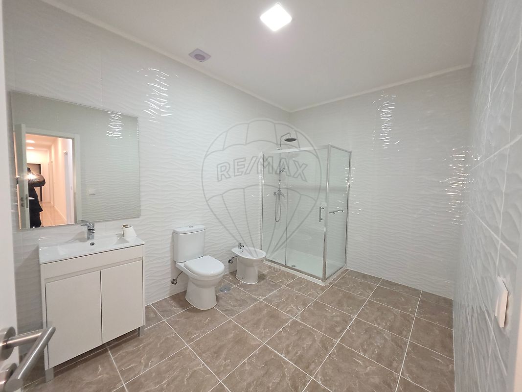 Apartamento T5 à venda em Almada, Cova da Piedade, Pragal e Cacilhas, Almada — foto 8
