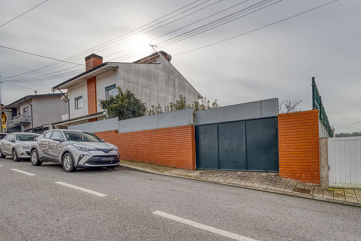 Land for sale in Gondomar, Portugal — €84,900