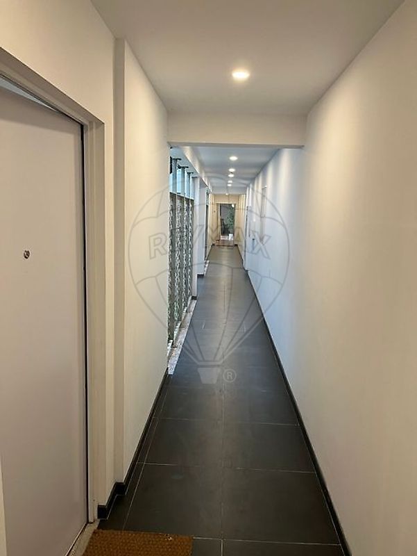 Apartamento T1 à venda em Porto