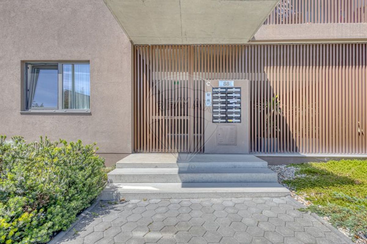listing 125471068-162 picture-0