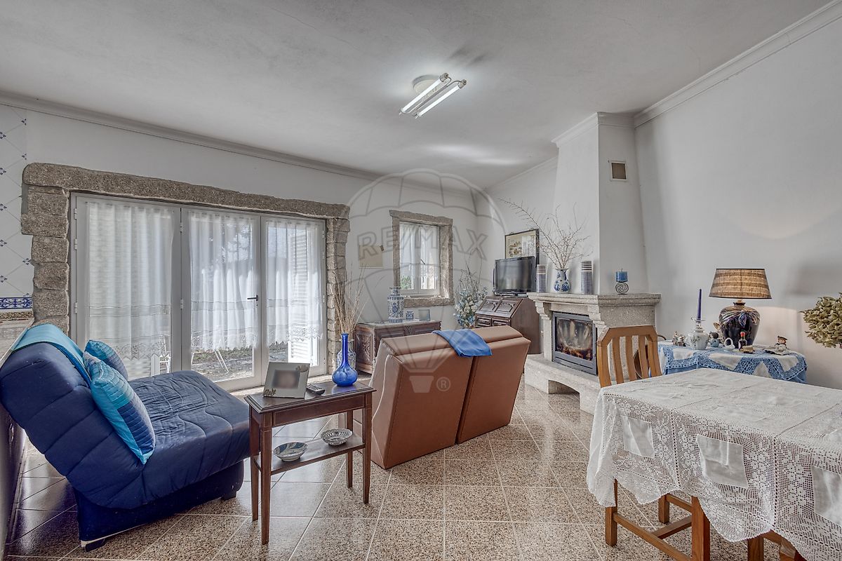 listing 125471068-165 picture-0