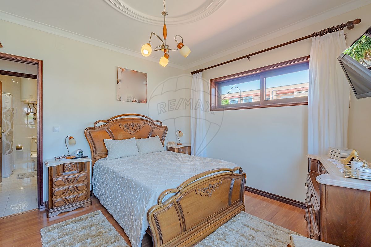 listing 125471240-3 picture-0