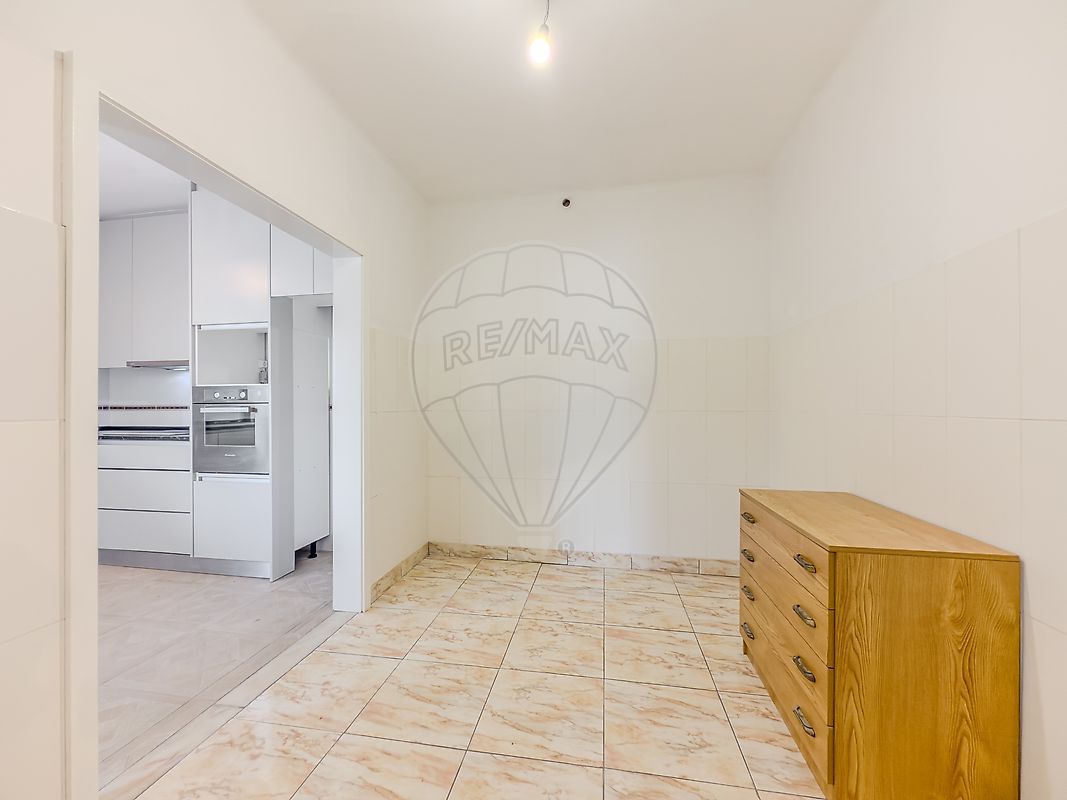 listing 125471124-128 picture-0