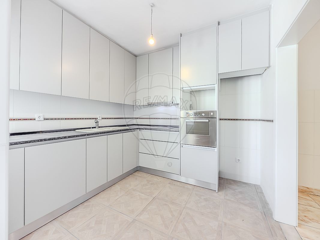 listing 125471124-128 picture-0