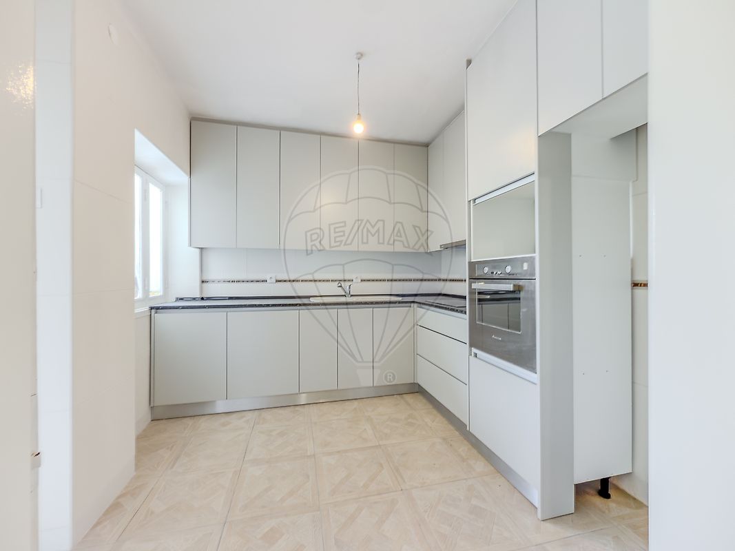 listing 125471124-128 picture-0