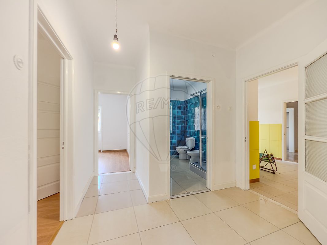 listing 125471124-128 picture-0