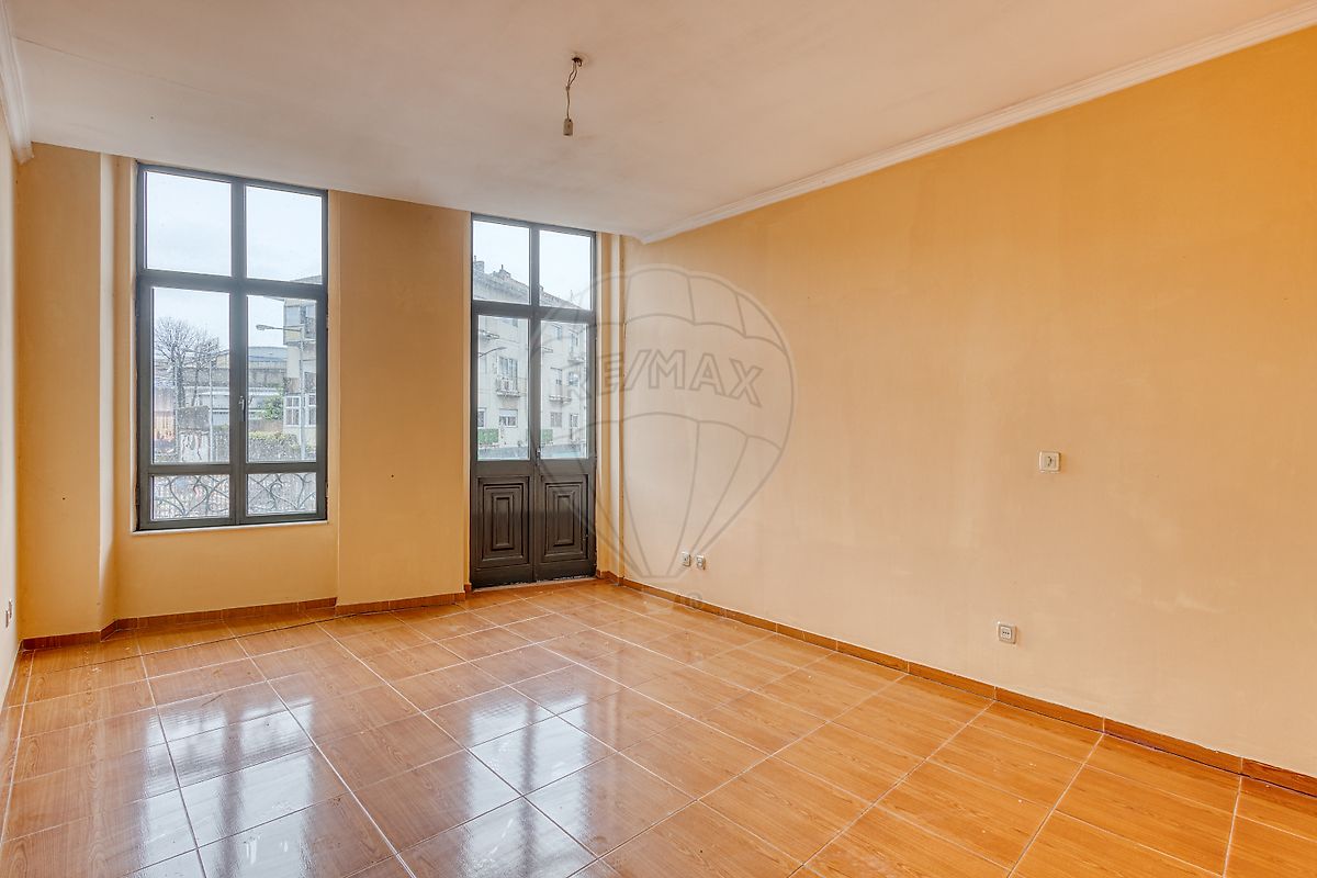 listing 125471152-79 picture-0