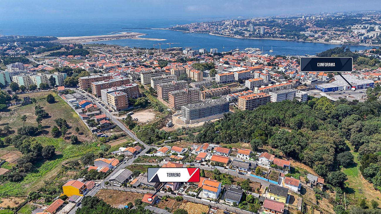 Land for sale in Vila Nova de Gaia, Portugal — €1,500,000