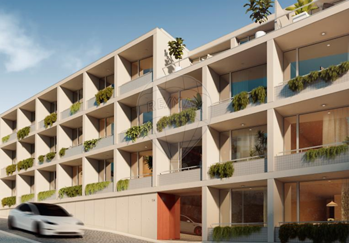 Apartamento T3 à venda em Porto