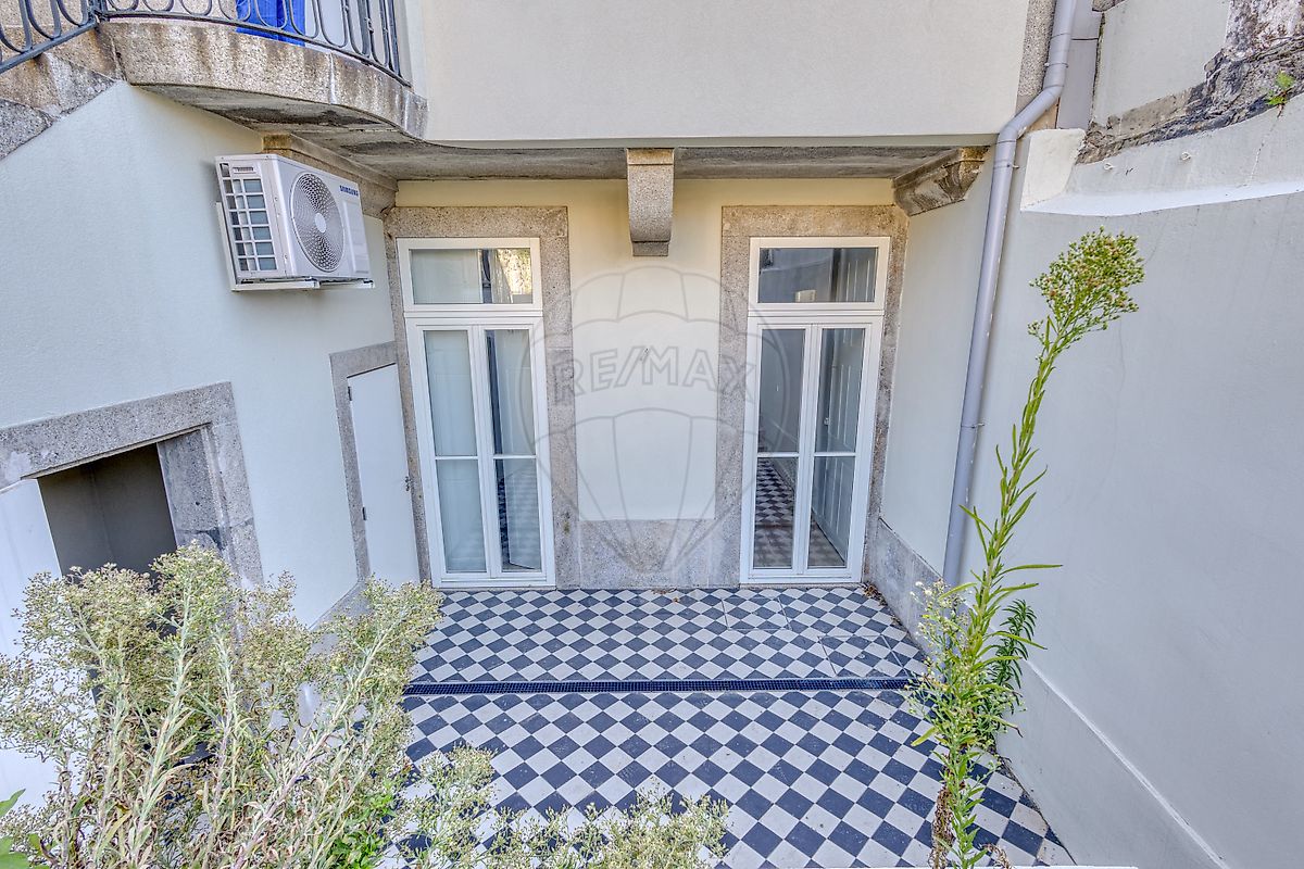 Apartamento T1 à venda em Porto