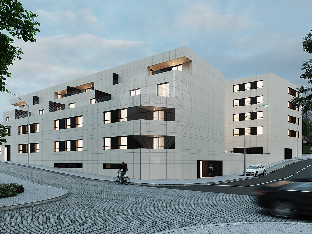 Apartamento T3 à venda em Porto