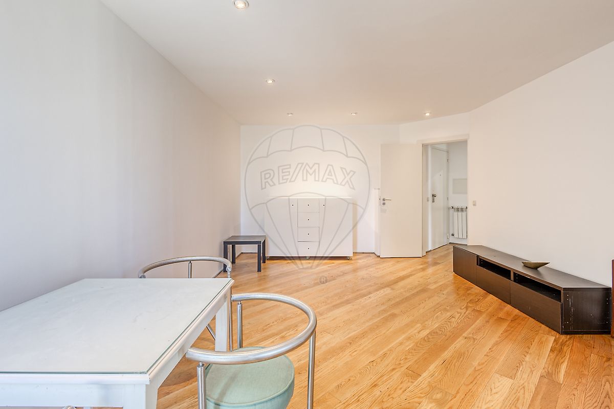 Apartamento T1 à venda em Porto