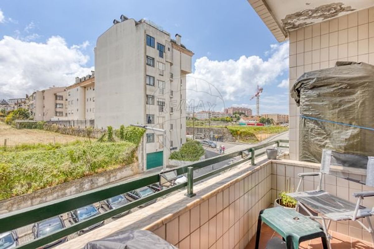 Apartamento T3 à venda em Vila Nova de Gaia